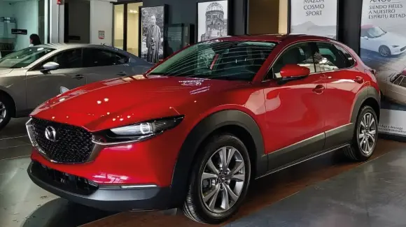 Entrega inmediata CX-30